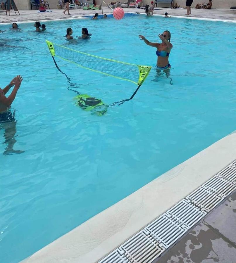 Vacances Familiales Dans Camping Avec Piscine Fréjus Eksteriør billede