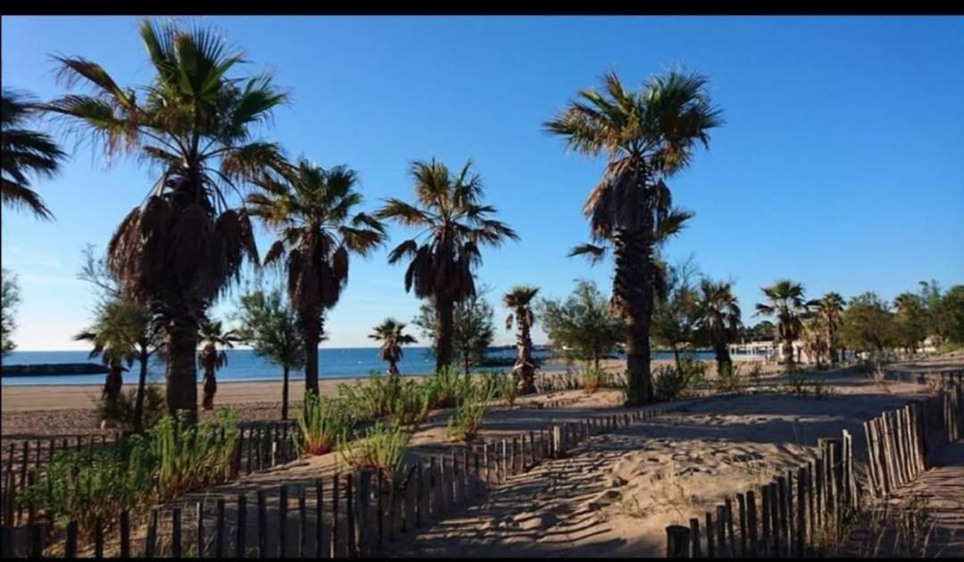 Vacances Familiales Dans Camping Avec Piscine Fréjus Eksteriør billede